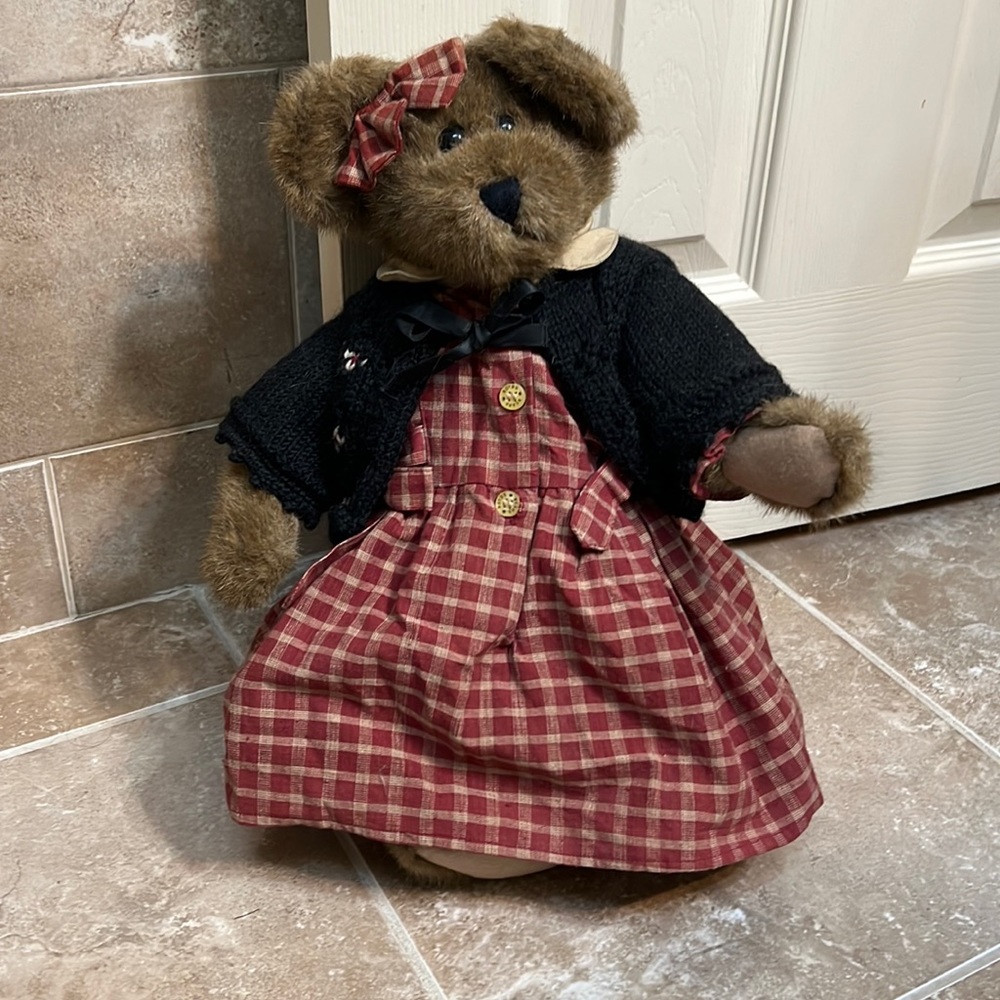 Boyd’s bear. Lisa